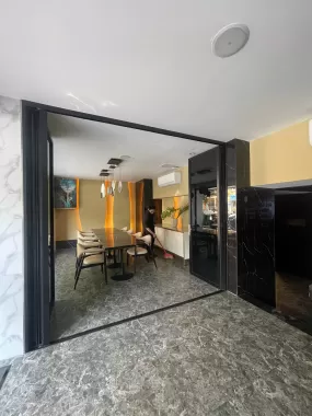 cửa xếp trượt 3 cánh